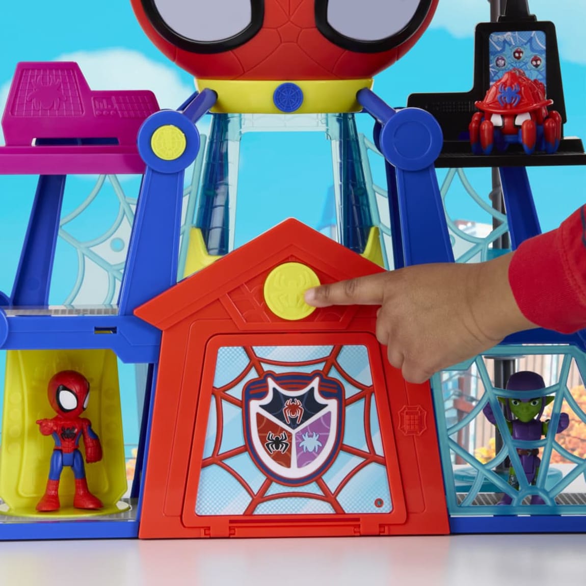 436816-marvel-spidey-and-friends-web-quarters-10