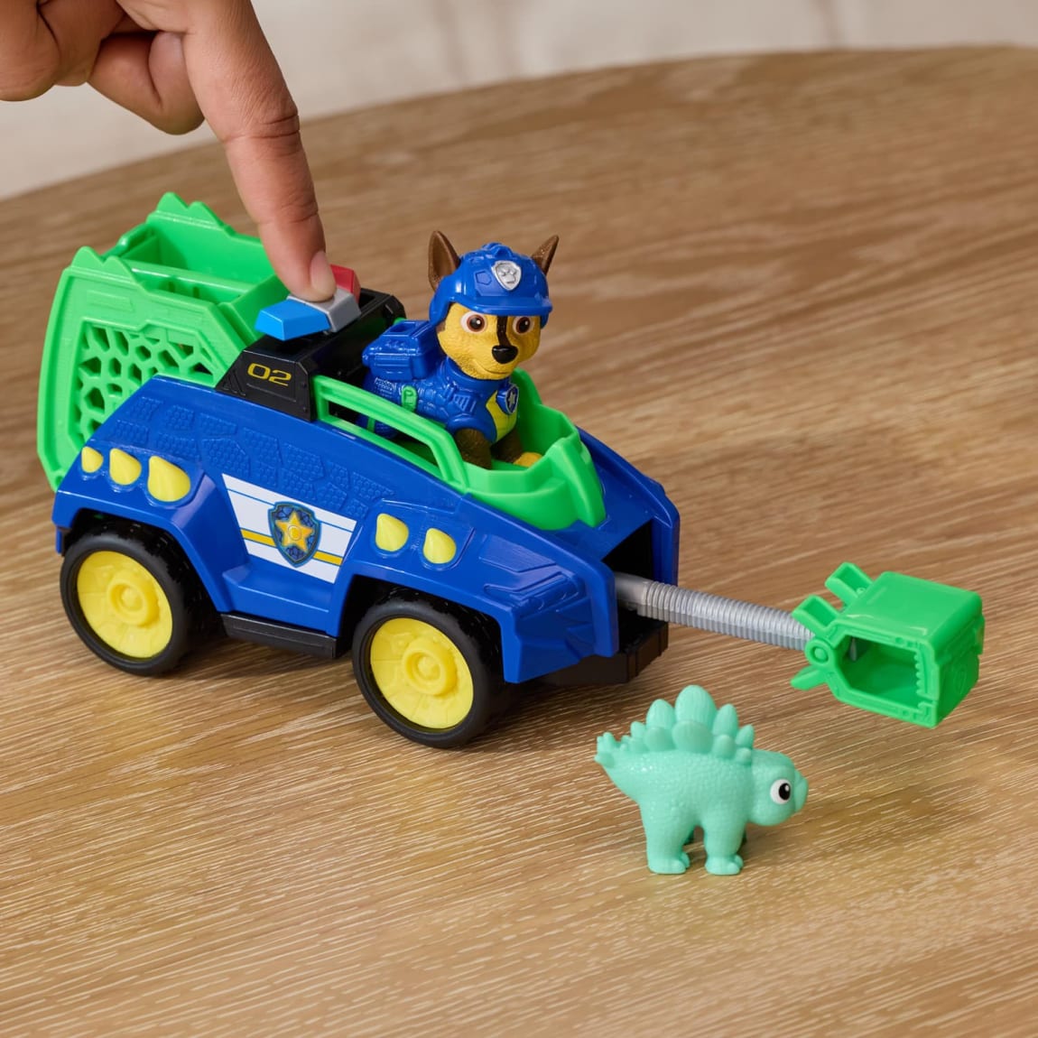 437260-paw-patrol-movie-themed-vehicle-58