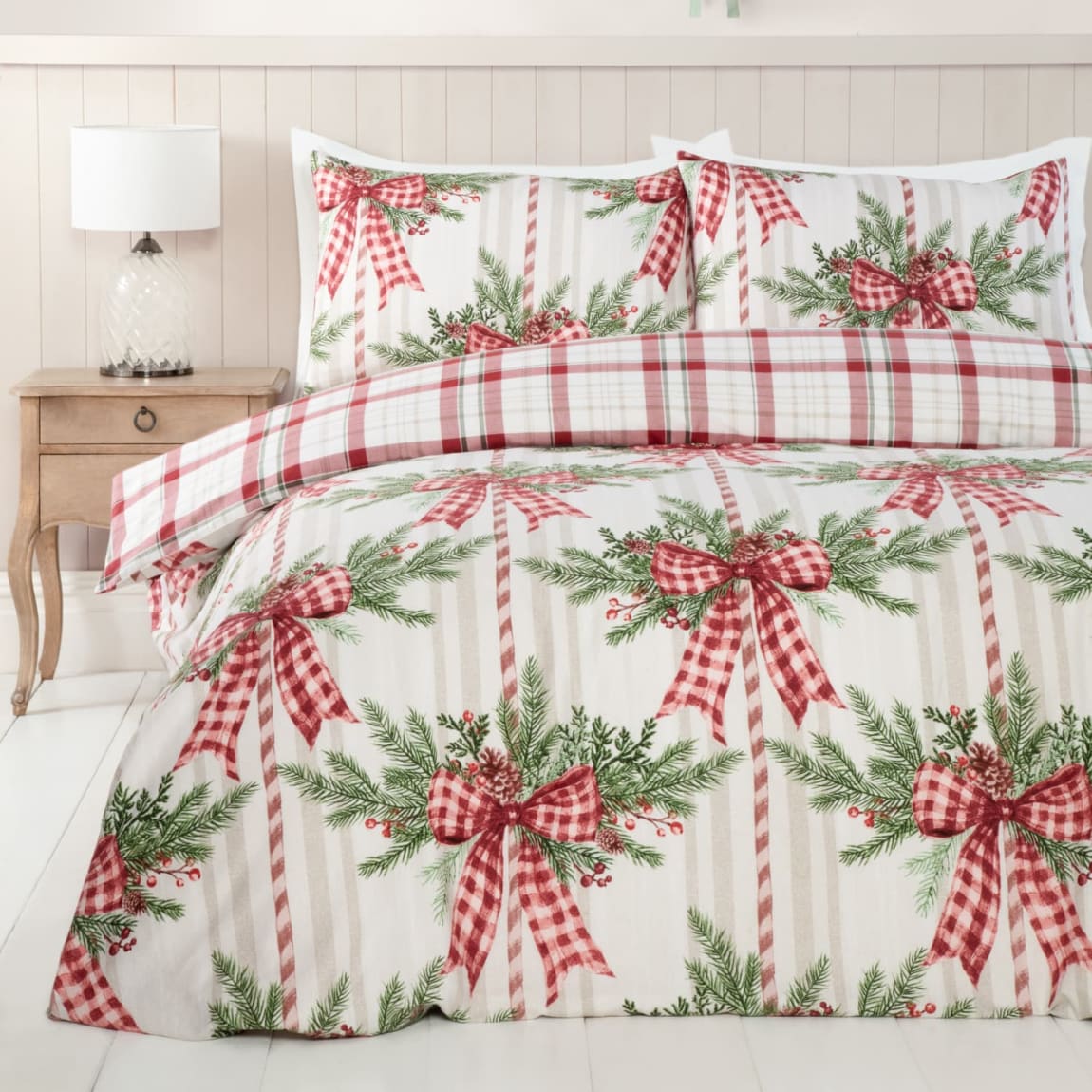 437334-437335-check-bow-duvet-set-double-king