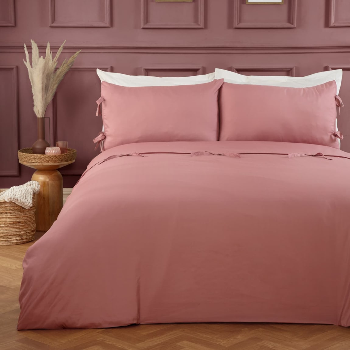 437355-437356-lucia-tie-detail-duvet-set-king-double-blush