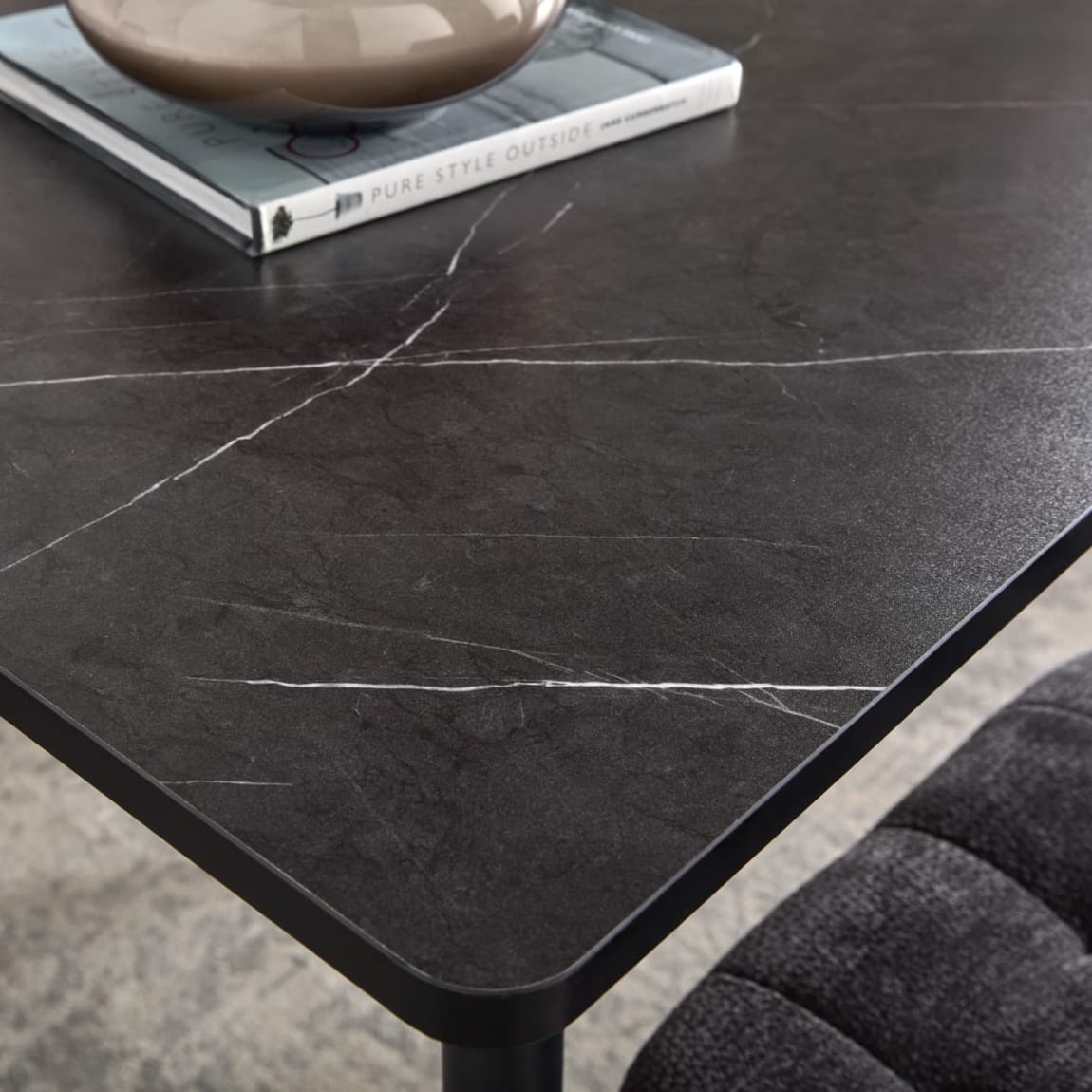 437466-zurich-5-piece-black-marble-dining-table-set-3