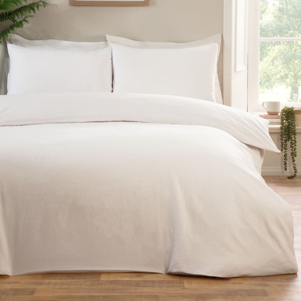437887-437888-white-waffle-duvet-set-double-king