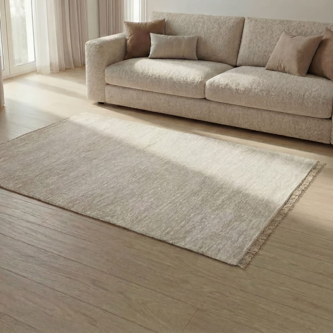 438446-border-fringe-rug
