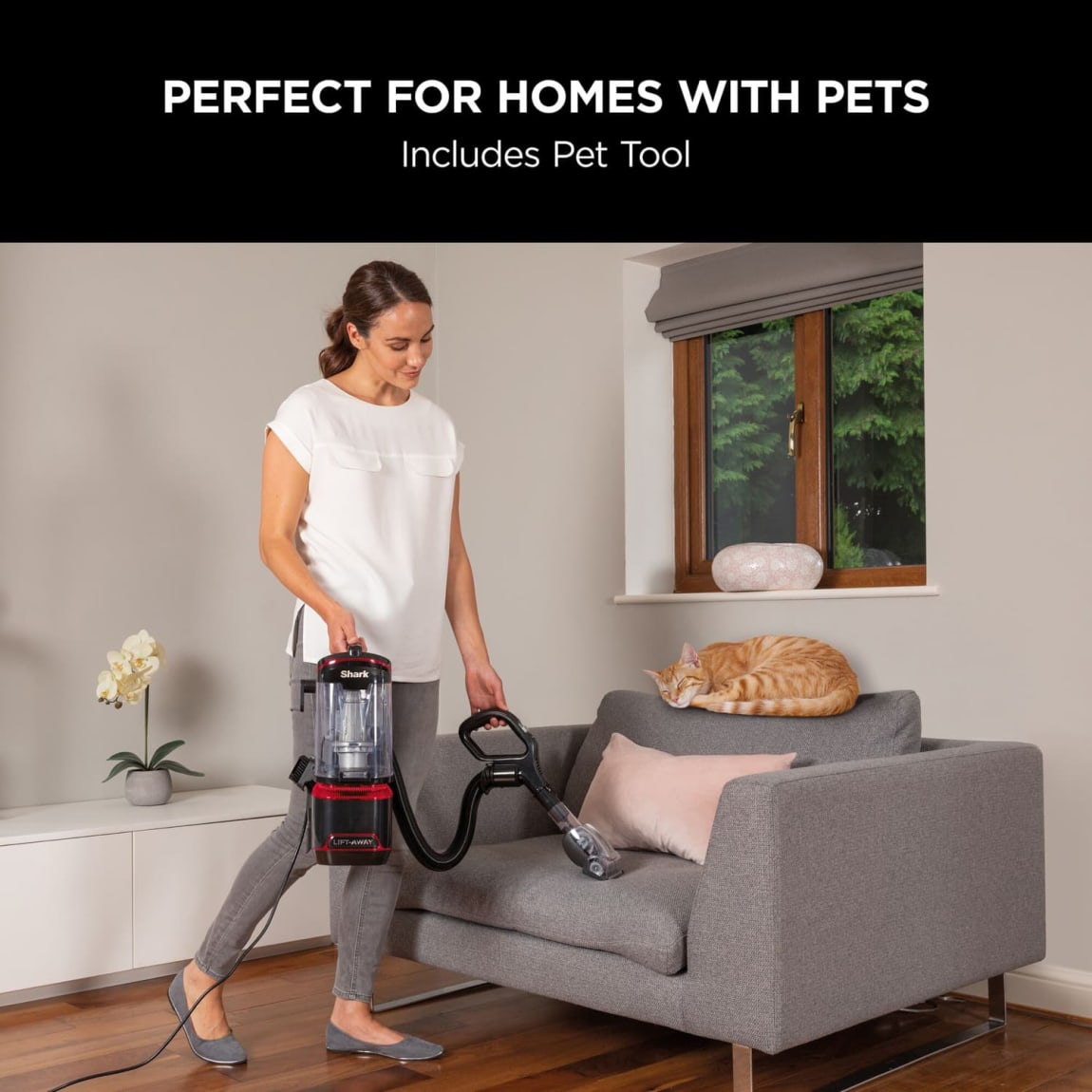 438476-shark-lift-away-vacuum-cleaner-4