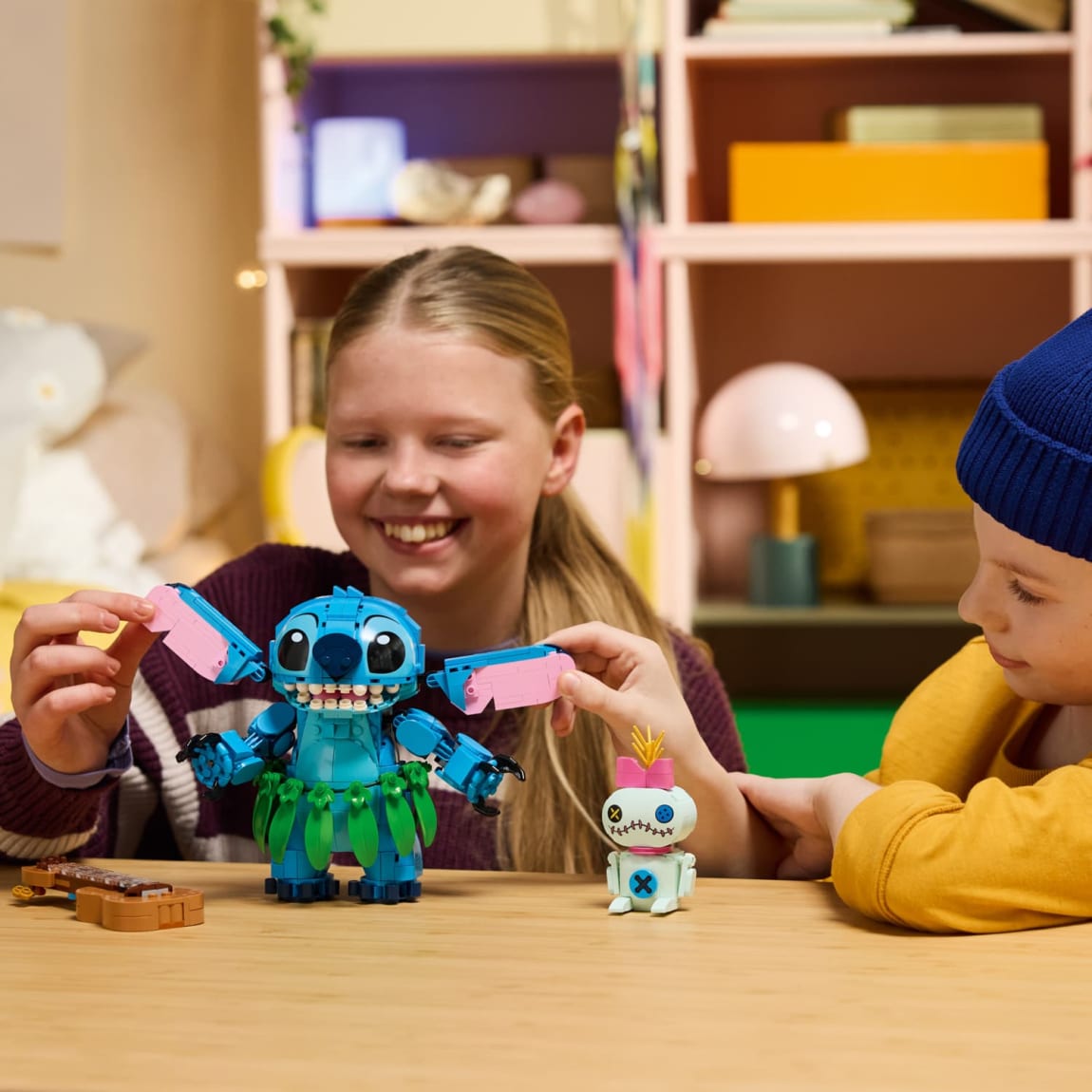 439306-lego-dinsey-stitch-and-scrump-2