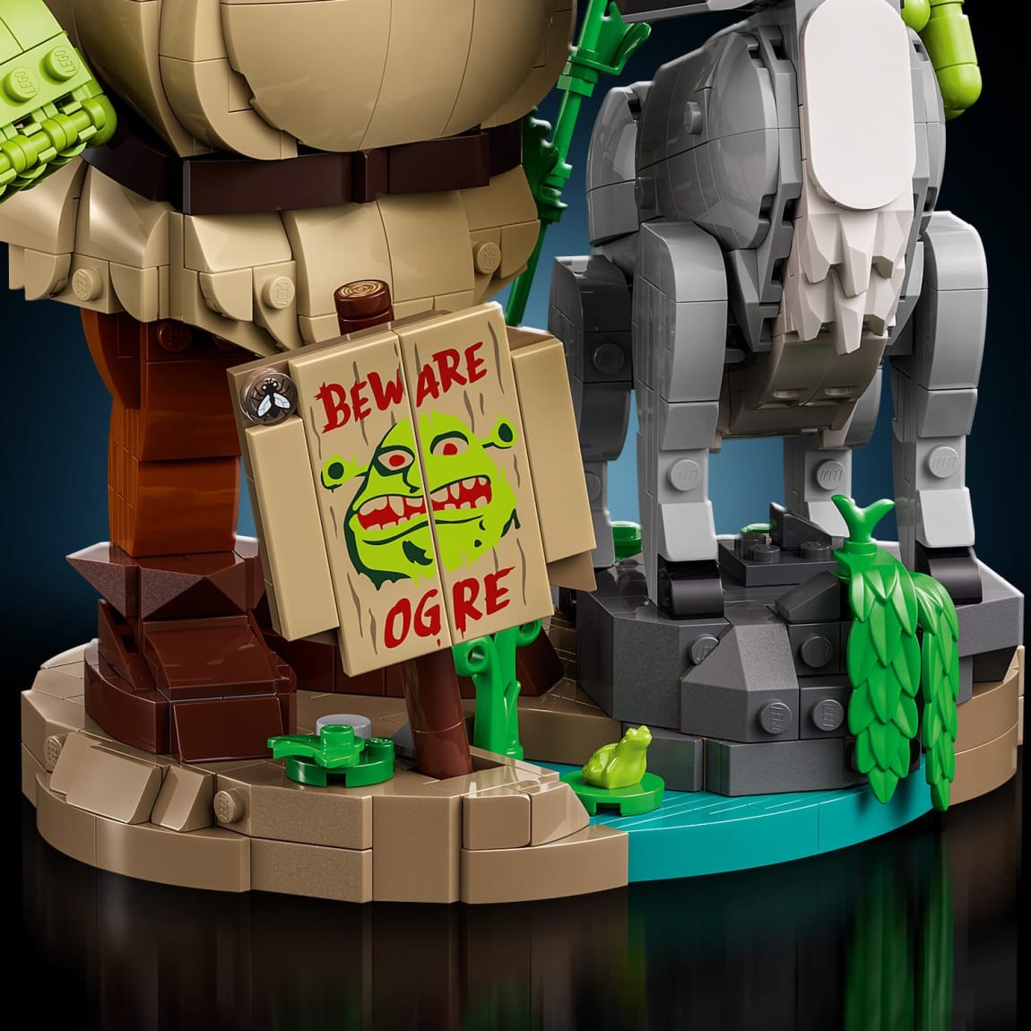 439339-lego-shrek-donkey-and-puss-in-boots