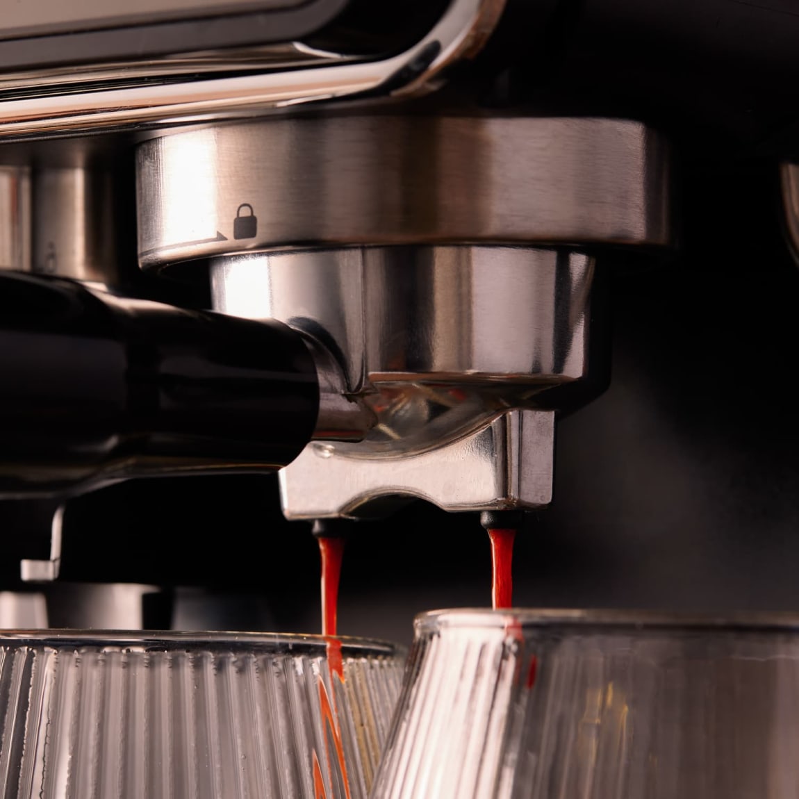 439733-swan-digital-espresso-machine-4