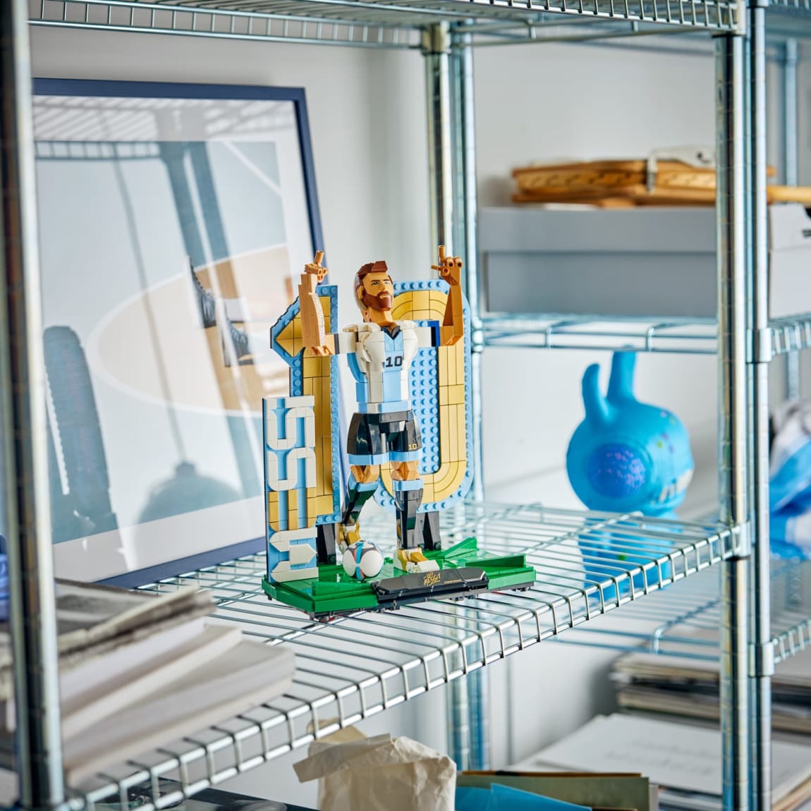 440243-lego-lionel-messi-soccer-legend-9