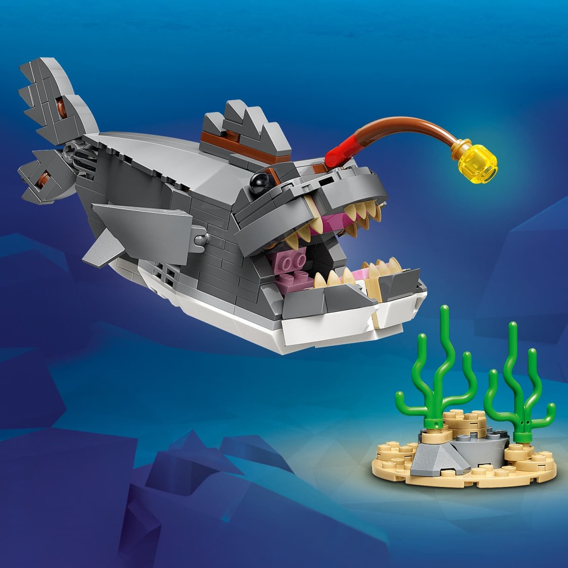441862-lego-creator-fierce-shark-with-a-treasure-chest