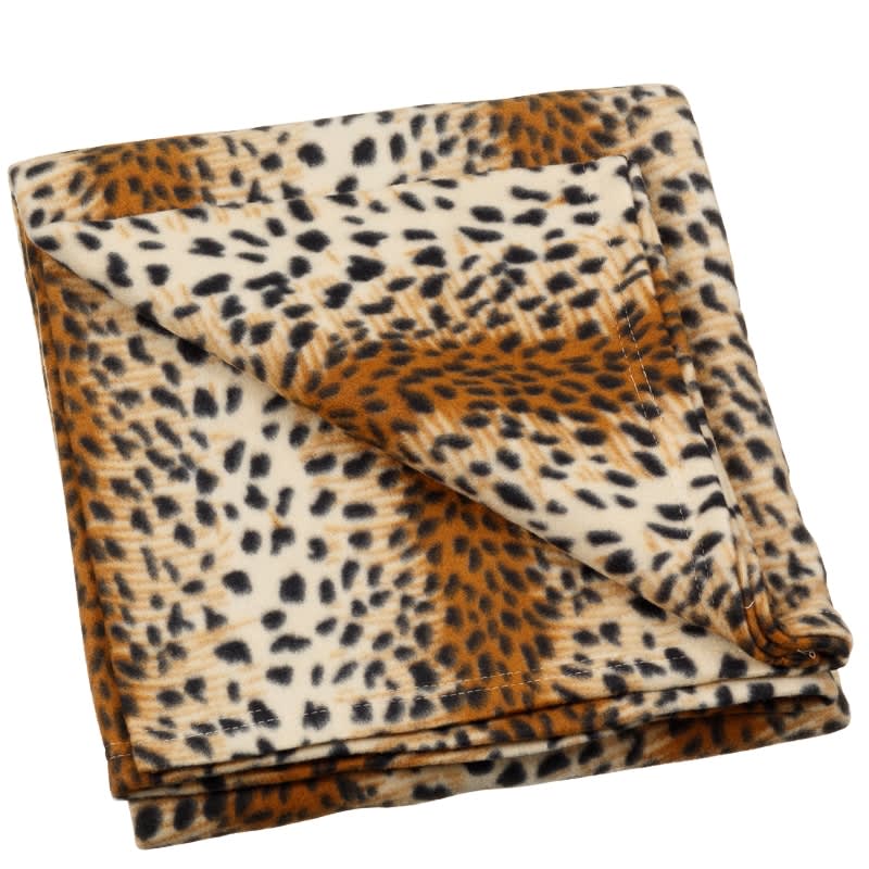 Jumbo Fleece Pet Throw 150 x 200cm Pets. Bedding B&M
