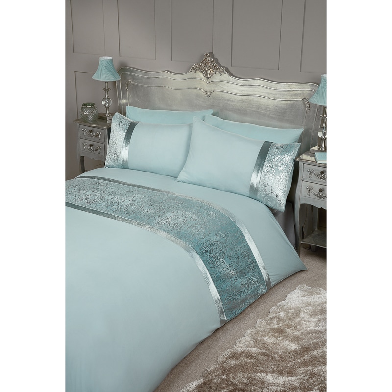 Veronica Velvet Panel with Metallic Detail Double Duvets B&M