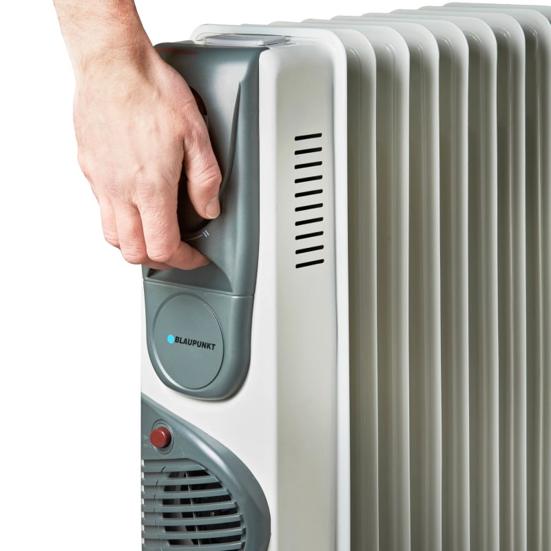 Blaupunkt 9 Fin Oil-Filled Turbo Radiator 2400W | Electric Heaters - Bu0026M