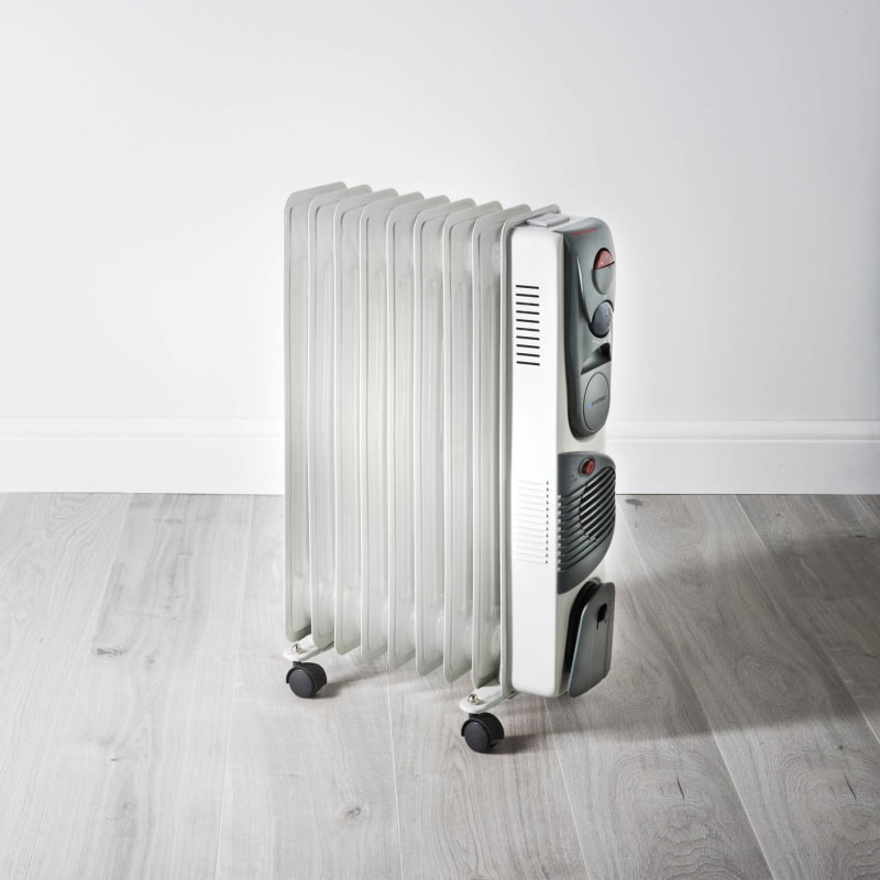 Blaupunkt 9 Fin Oil-Filled Turbo Radiator 2400W | Electric Heaters - Bu0026M
