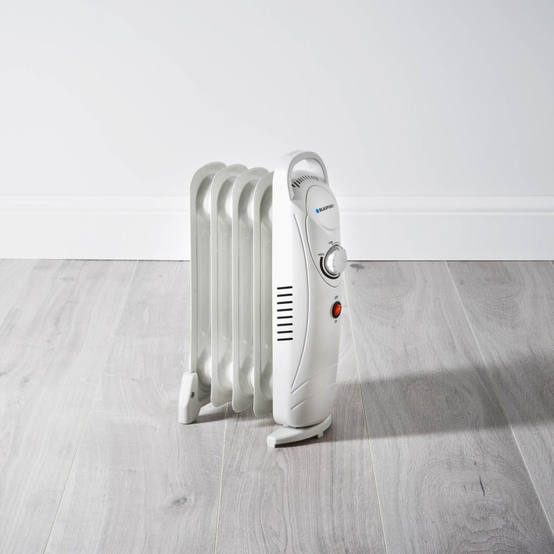 Blaupunkt 5 Fin Oil-Filled Radiator 650W | Electric Heaters - Bu0026M