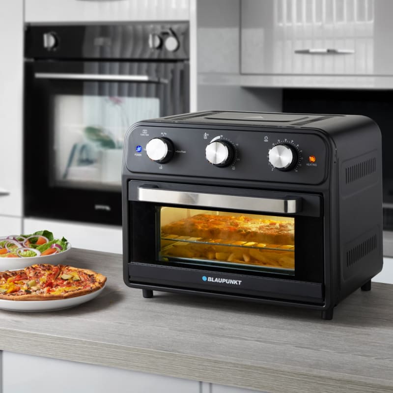 Blaupunkt 4 In 1 Air Fryer/Oven B&M