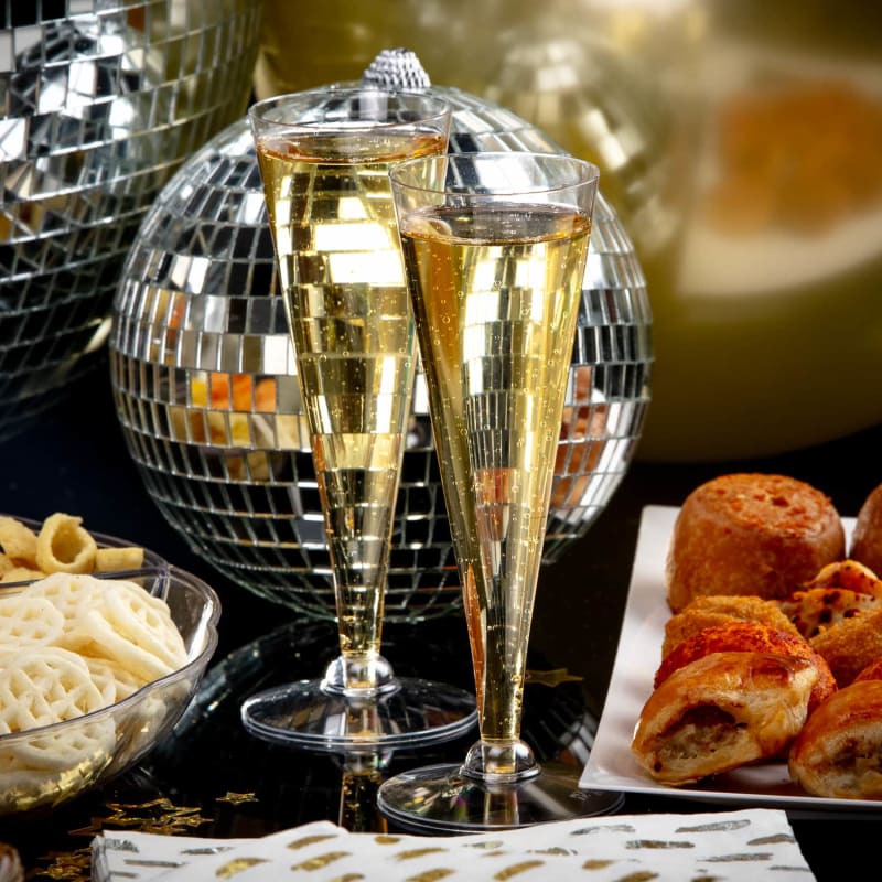 Champagne Flutes 8pk Party Shop B&M