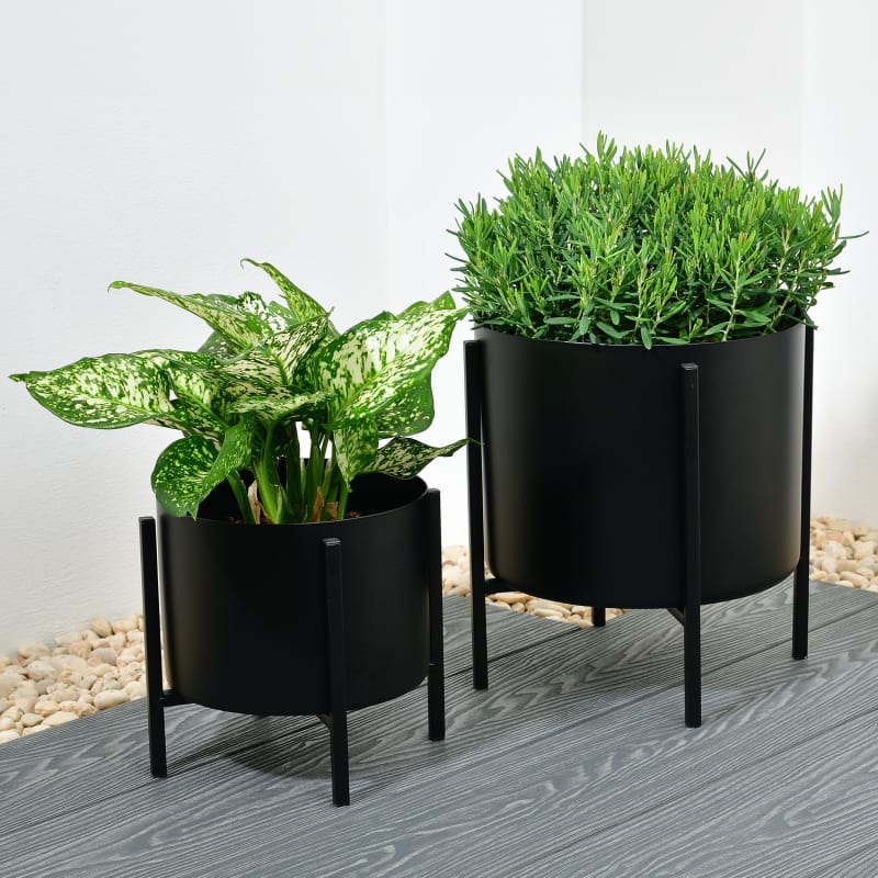 New York Large Metal Planter on Stand Planters B&M