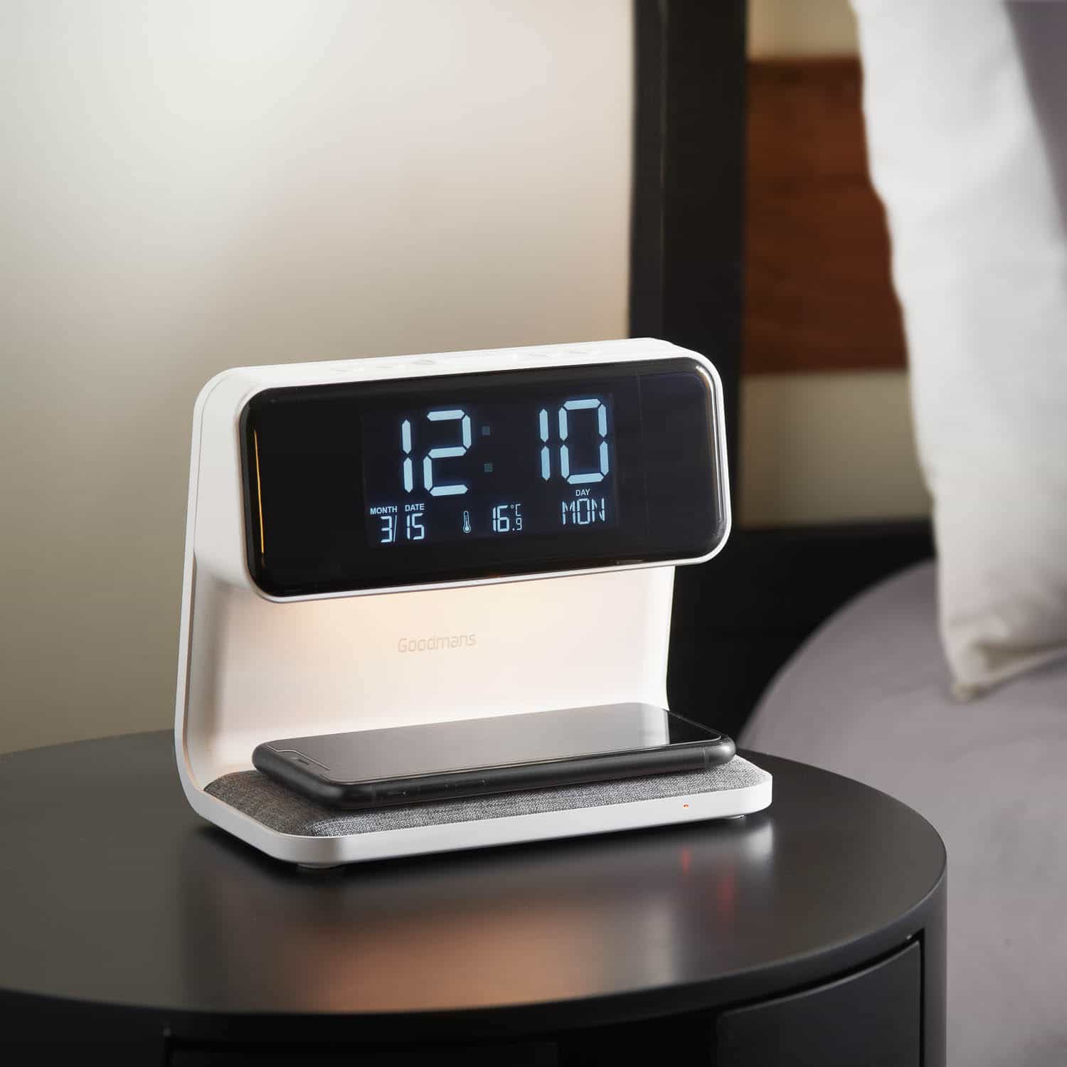 Goodmans Wireless Charging Alarm Clock Speakers B&M