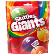 Skittles Giants Chewy Sweets Fruit Flavoured Pouch Bag 132g