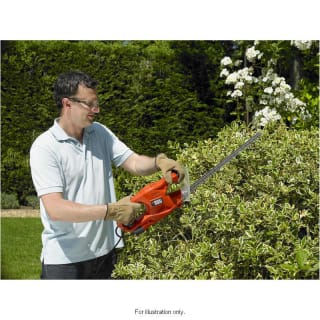 277290-Black-and-Decker-Hedge-Trimmer-3