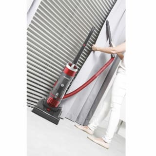 312525-hoover-breeze-evo-upright-vacuum-cleaner-4