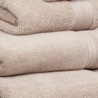 386239-317226-386240-317228-386241-317231-386242-317233-Signature-Zero-Twist-biscuit-towels-2