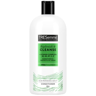 TRESemme Remoisturise Conditioner 900ml