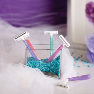 326444-bic-twin-lady-15-razor