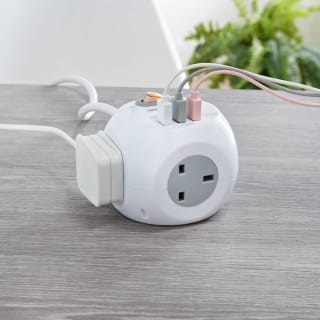 346502-energizer-usb-extension-socket