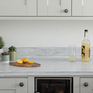 346938-dc-fix-shabby-wood-self-ahesive-vinyl-90cm-2-2_1m-wallpaper-2