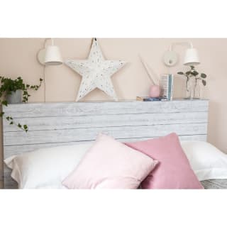 346938-dc-fix-shabby-wood-wallpaper-2