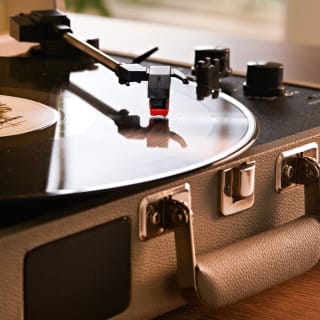 347753-goodmans-revive-turntable-grey