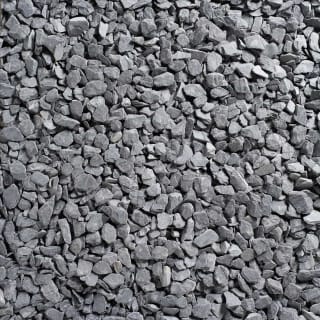 348567-blue-slate-40mm-decorative-chippings-bulk-bag-3