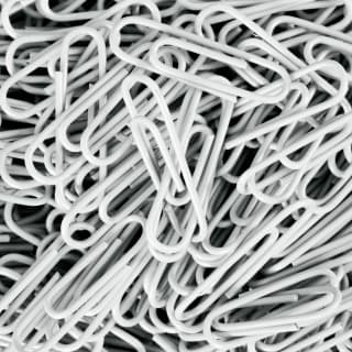 355573-mini-tub-paper-clips-white
