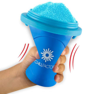 361045-chill-factor-slushy-maker-12