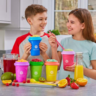 361045-chill-factor-slushy-maker-16