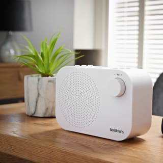 Goodmans Compact DAB Digital Radio - White