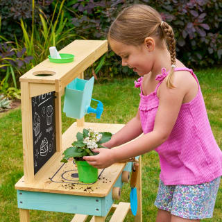 368545-little-cook-mud-kitchen-3