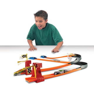 374215-hot-wheels-turbo-race-set