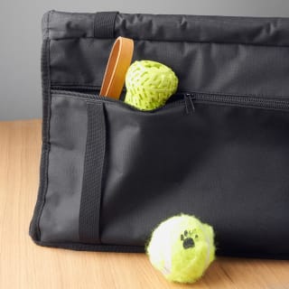 390764-376528-pet-car-seat-3