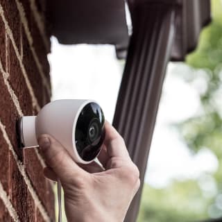 379157-shurtape-t-rex-mounting-strips-diy-2