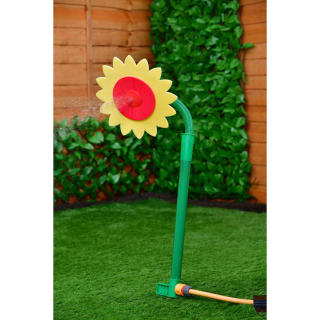 395447-379995-cooling-flower-sprinkler-4