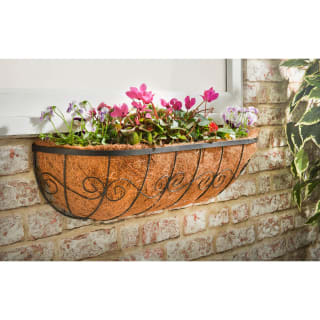 380040-decorative-window-basket-4