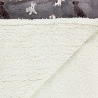 383742-kensington-luxury-pet-blanket-3