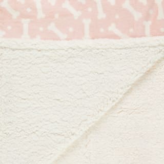 383744-coco-luxury-pet-blanket-pink-3