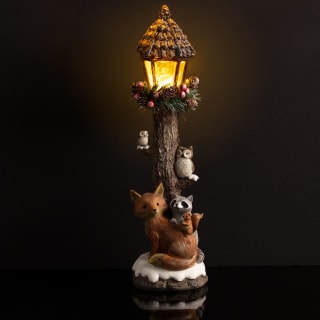 386885-woodland-light-up-lampost-fox-2