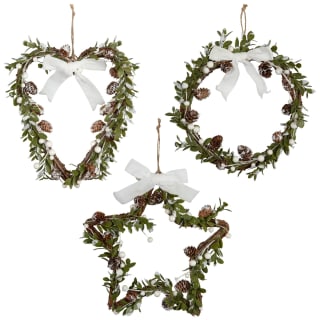 386982-accorn-wreath-with-ribbon-group