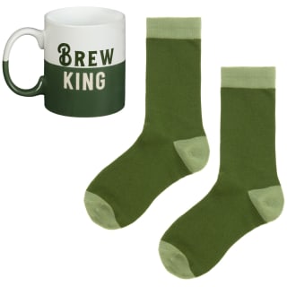 388230-mug-and-socks-brew-king-2