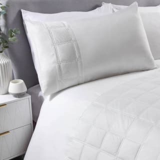 389036-pinsonic-white-duvet-set-single