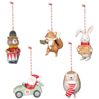 389357-character-tree-decoration-group1